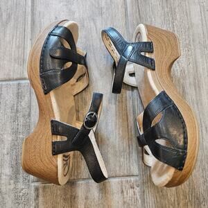 Dansko Season Sandals Women’s 40 US 9.5-10 Black Leather Comfort Platform Shoe